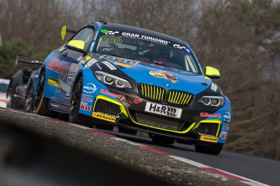  BMW M240i Racing (F22) 2018 года  (фото 19 из 22)